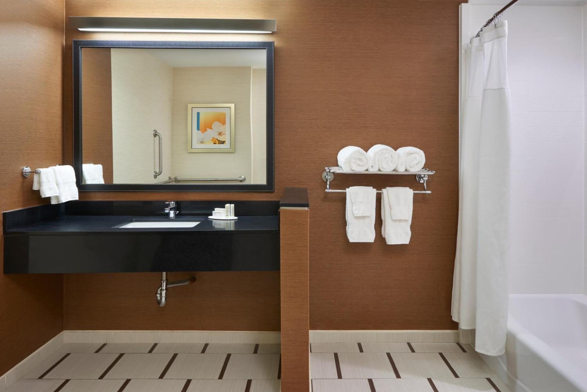 Fairfield Inn & Suites By Marriott Barrie Ngoại thất bức ảnh